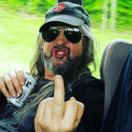 Steven says: Have a wonderful and prosperous Thursday! Cheers friends! 🤘🍻🤘
#tbt #tourlife #giglife #breakfastbeer #guitarist #rocknroll #ratbastardsyndicate #love #peace #🍻