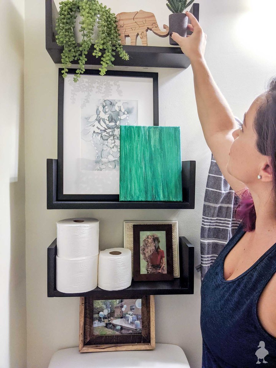 DIY “Floating U” Wall Shelves feedproxy.google.com/~r/TheUglyDuck…