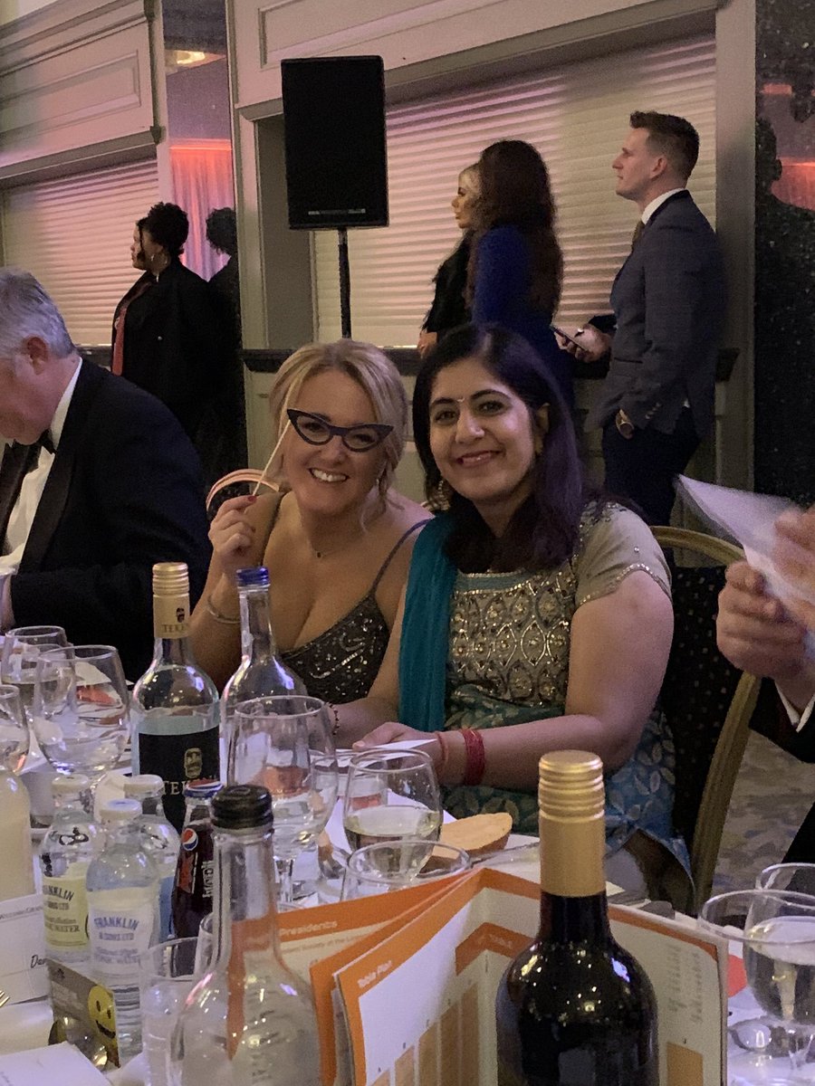 hlaingwhisky's tweet photo. At annual industry charity event #bendinner tonight - Director Lorraine getting into the spirit here! https://t.co/mzSJuHJ5ms