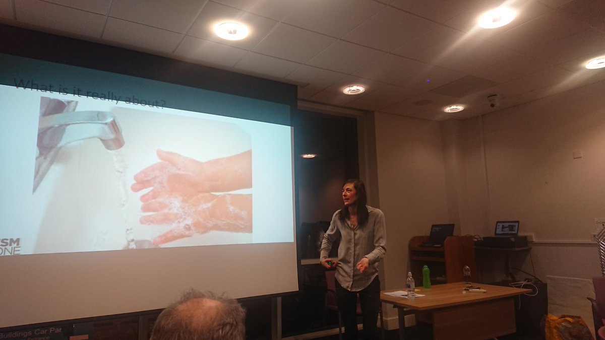 Great advice on being present and listening as a key skill for conflict and difficult conversations from <a href="/Kat_Turner5/">Kat Turner</a> at #LeanAgileStockport tonight @turnermaround