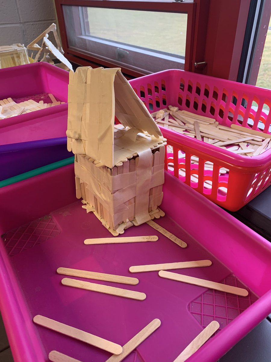 Nbrown109's tweet photo. What can you build with 100 popsicle sticks??? https://t.co/tN4b6CCTyc
