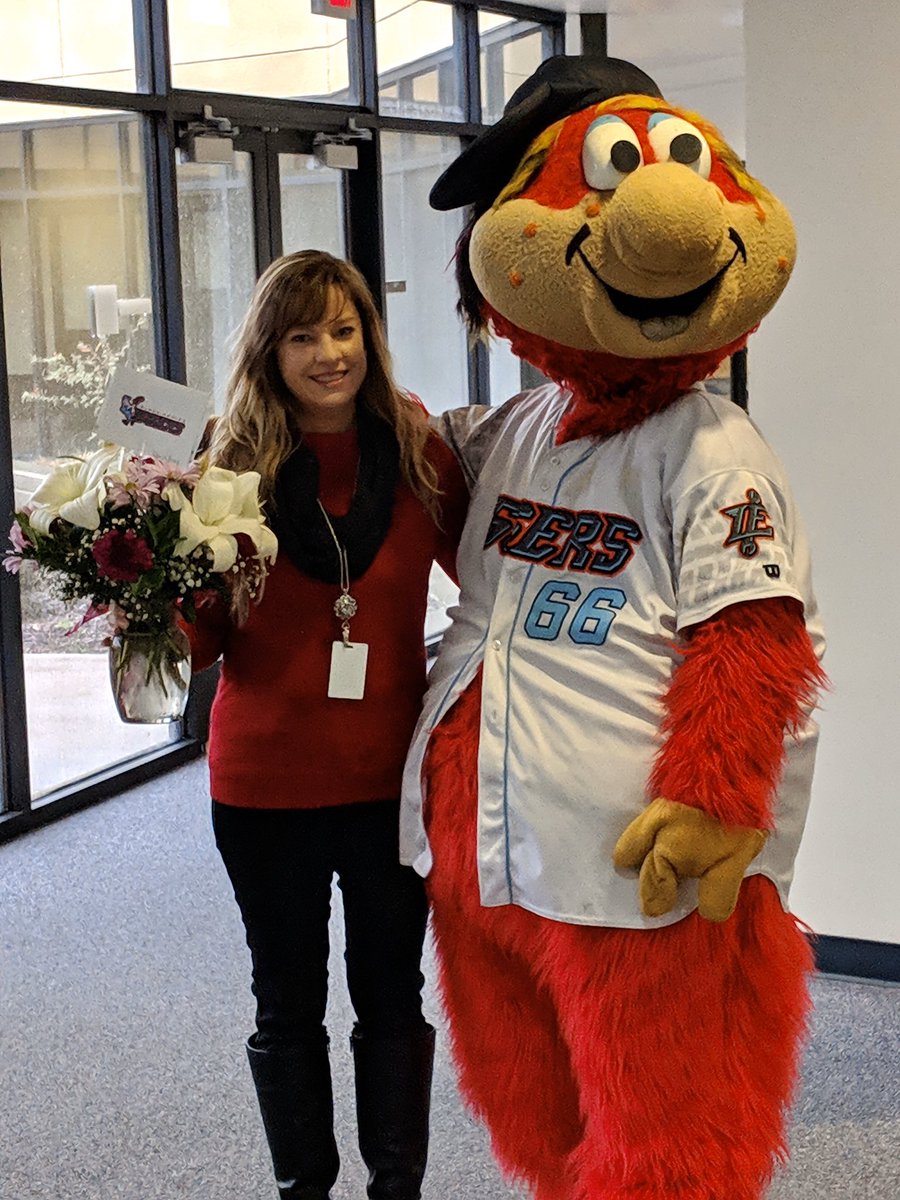 66ersBaseball's tweet photo. Do you still need a Valentine’s Day gift for that special someone? Let us help you!
With our V-Day Package, they’ll get a special visit from Bernie plus other great gifts! Spots are limited. #ValentinesDay #WeTheIE #TicketPlan
For more information ➡️ https://t.co/M8SVWCg3I6 https://t.co/o6X5PjxqW0