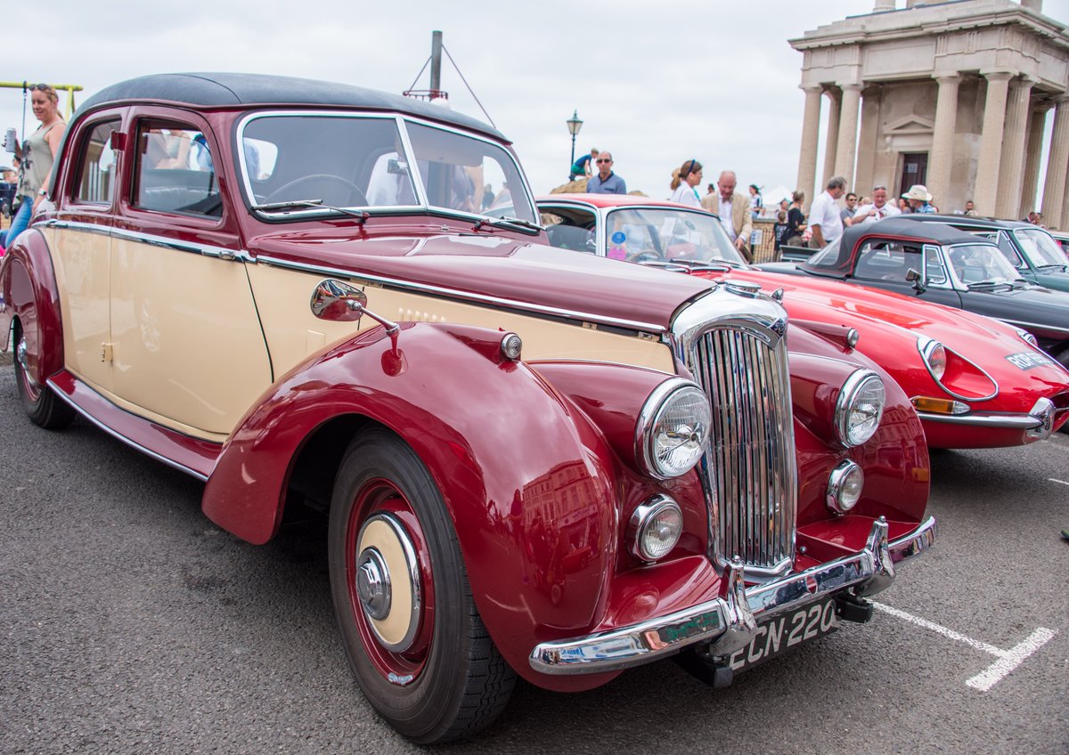 Classic Music&Motors tweet media