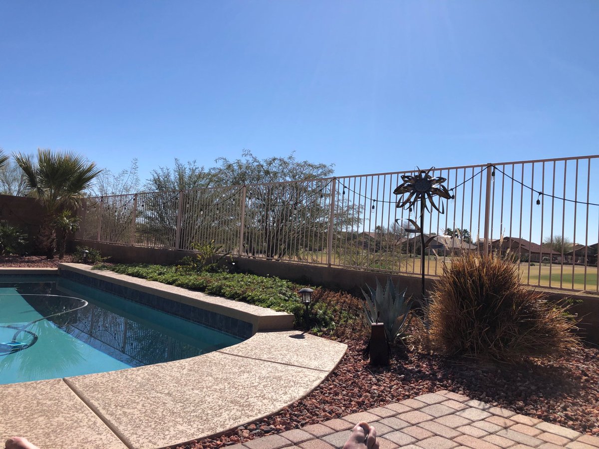 KP_VSA_Farm's tweet image. Office view for rest of week. Already thinking of the work I have left to do back home. #WinterBreak #workcanwait