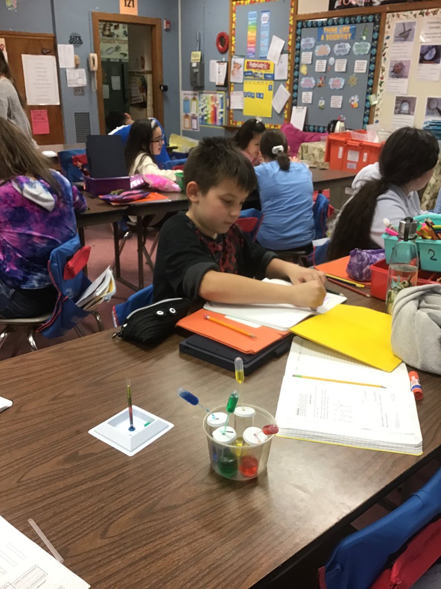 MLeeCrew10's tweet photo. Learning about density in a fun layering activity. Students make the connection between concentration and density. ⁦@ProfDavidWalker⁩ ⁦@ClearyLPS⁩ ⁦@School10Tigers⁩ ⁦@cindyapalinski⁩ https://t.co/8oVxxUq71Q