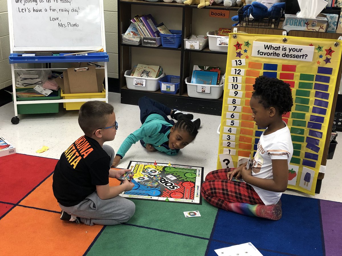 MrsPlumbsClass's tweet photo. A few new games makes rainy day recess more fun! 😁🌧@CrenshawCards https://t.co/6BBgwY1ImD