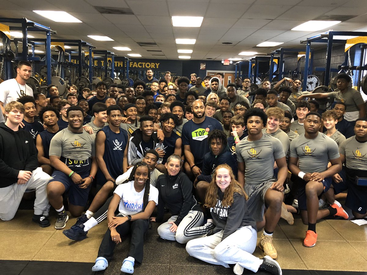 OBHSQuistors's tweet photo. Thanks to @KJ_WRIGHT34 for stopping by OBHS today and speaking to our football team. Once a Quistor, always a Quistor! https://t.co/xJbSSqvPwm