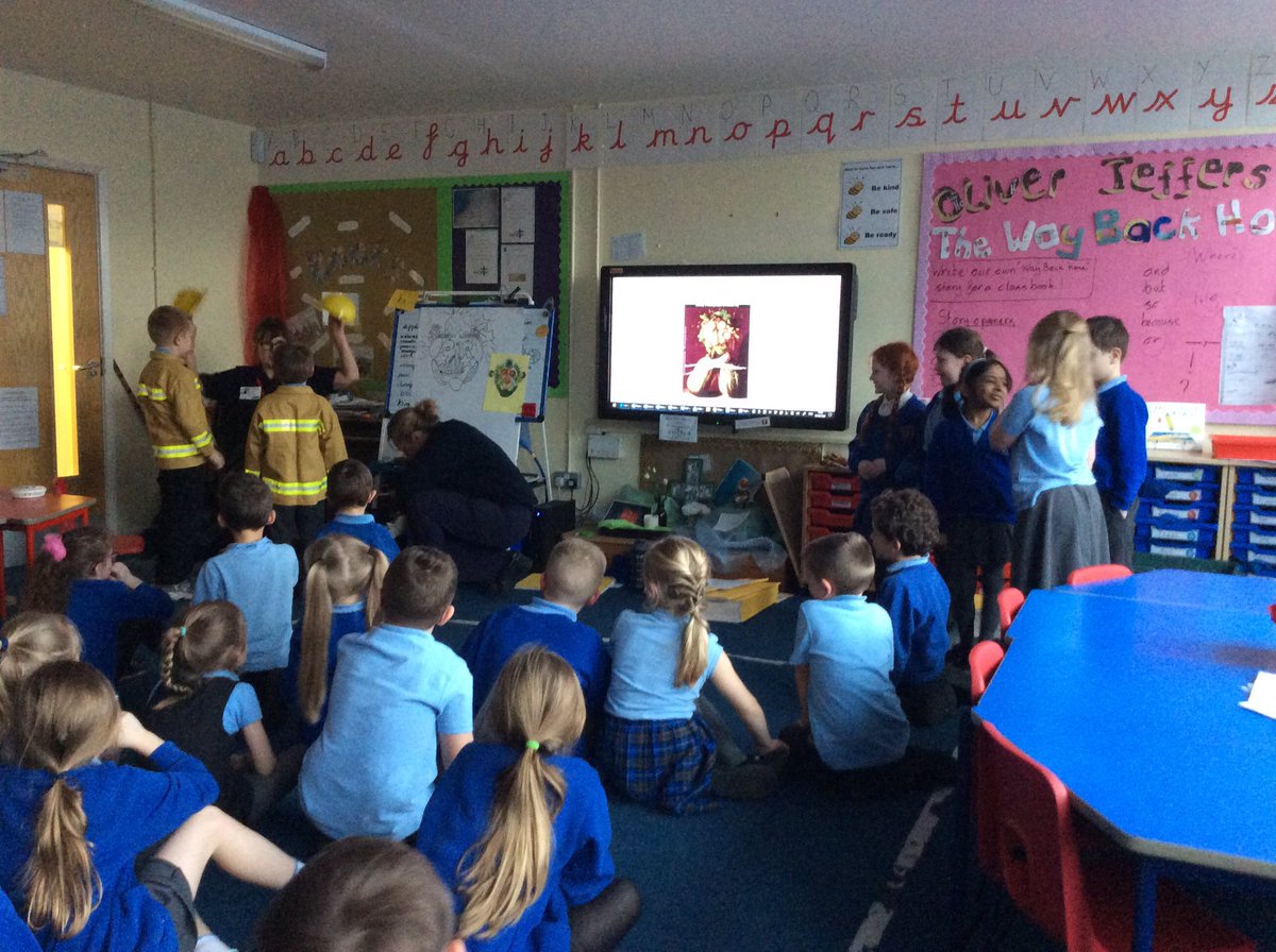 Heapey_Class's tweet photo. Thank you to chorley fire service for coming in to teach us about fire safety. Have a fire plan and make sure your smoke alarms are working. #firesafety https://t.co/CHujPgDkLv