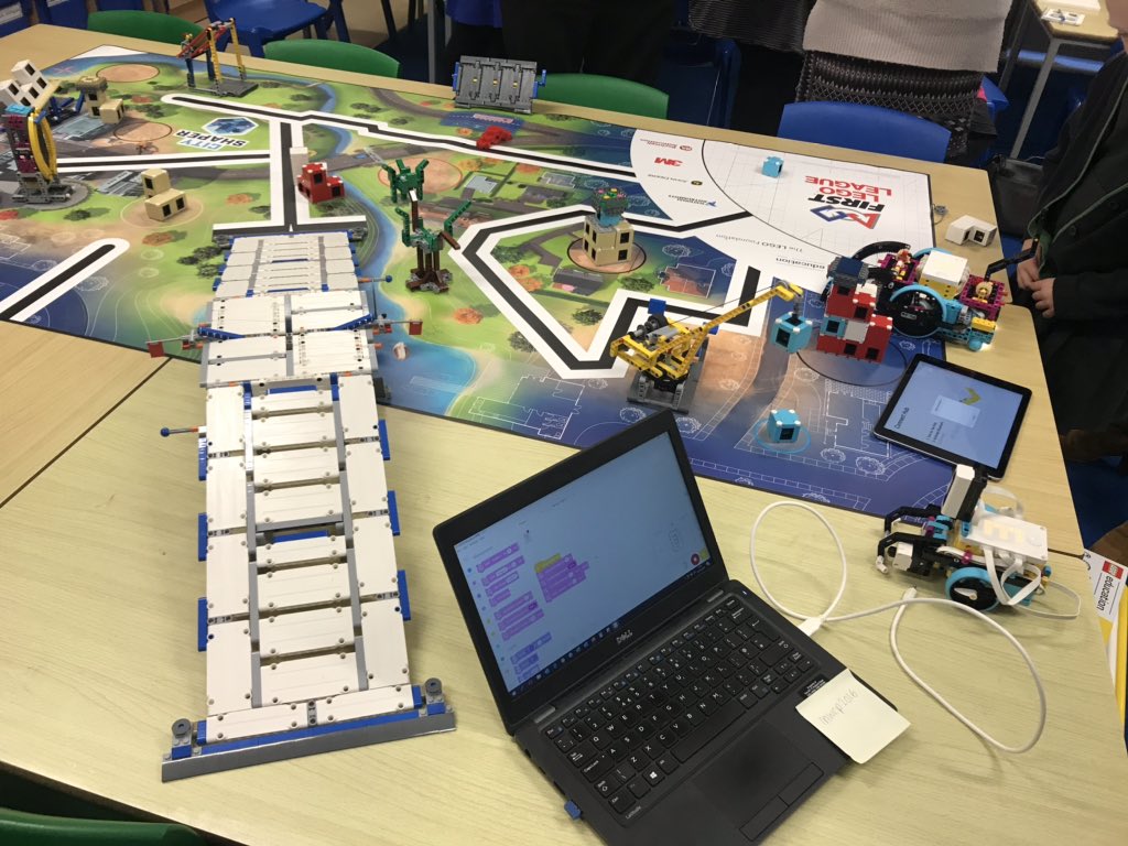 carlyannroseMCA's tweet photo. Excited about launching our @Mayflower_MCA STEM Lego Robotics KS2 Team @TheIET @LEGO_Education @SciencePlymouth #Science #Computing #robotics #legorobotics https://t.co/k9cOXcxYCS