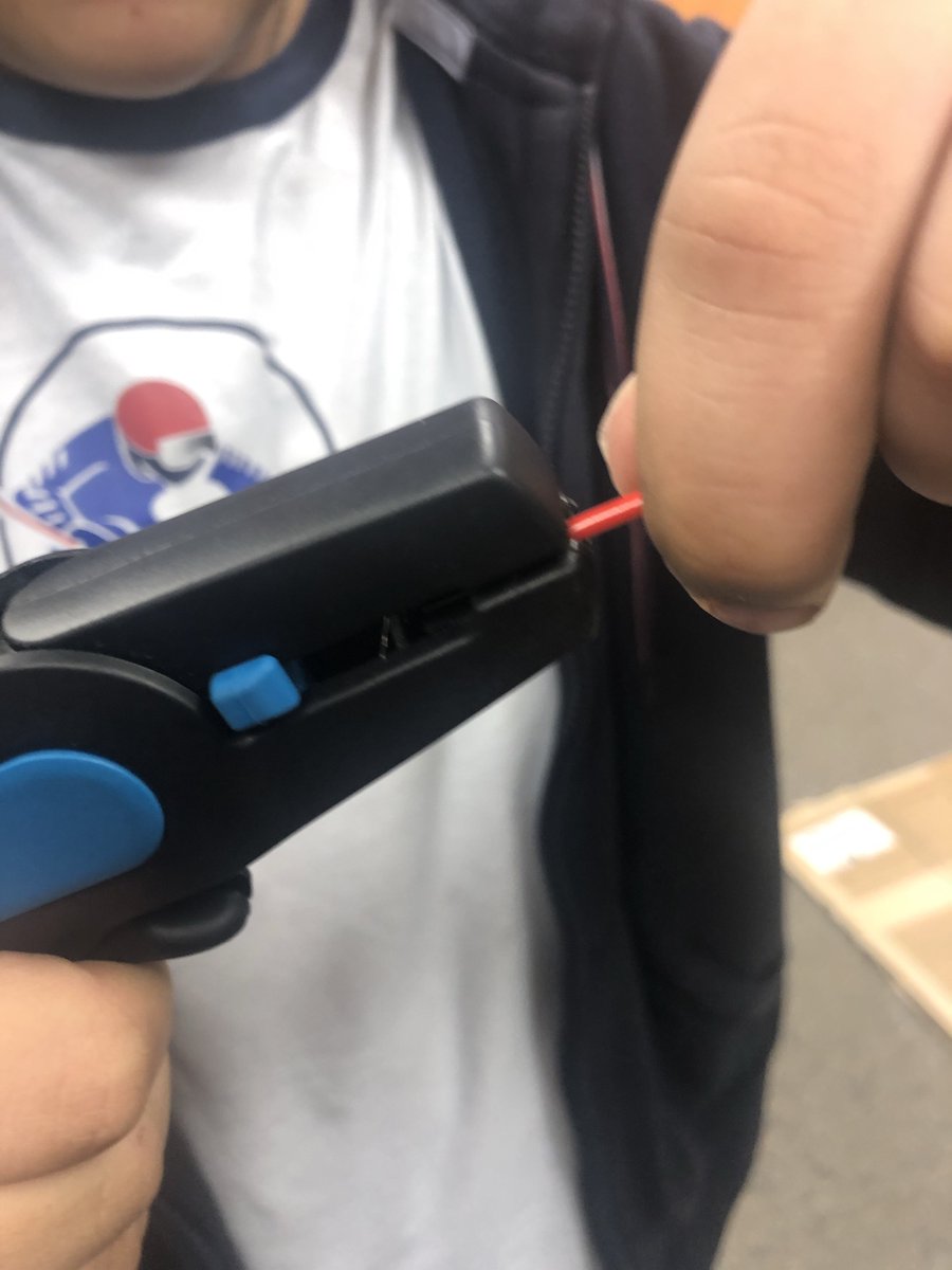 barberstudent1's tweet photo. We are now working on the NanoNavigators, more surveys, and presentations!

@wattstech1 @stemsally @gotechfit @allaHarriger #techfit2019 #bmsleuelingup https://t.co/hUsAjGPWOc