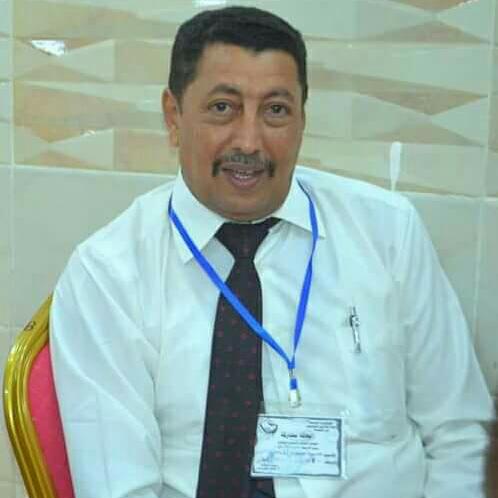 الف الف مبروك لأستاذي الغالي المحامي / حمود محمد عثمان القدسي بالفوز نقيبآ للمحامين بالحديدة لفترة ثالثة نال الثقة بأخلاقة بتواضعه ببساطته فاستحق ان يبقي متربعا علي رئاسة النقابه