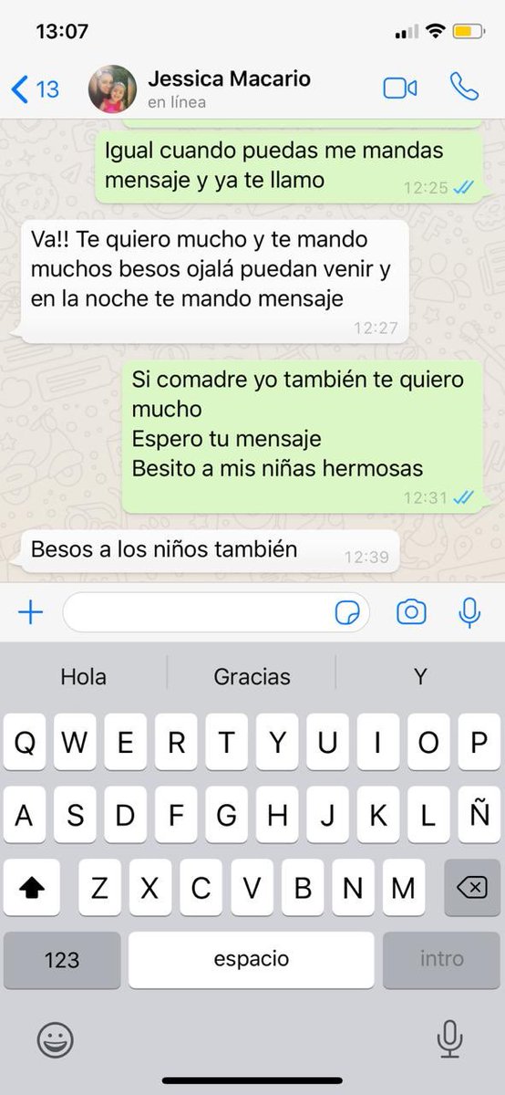 franco_esca's tweet image. Chequen la diferencia de conversaciones 
@GabySalaz04 acababa de platicar con la esposa de @macariobrujo y nos dimos cuenta de lo lindos que somos todos.
La primera imagen es la plática entre mi comadre y Gaby; lo demás, entre mi compadre y yo.