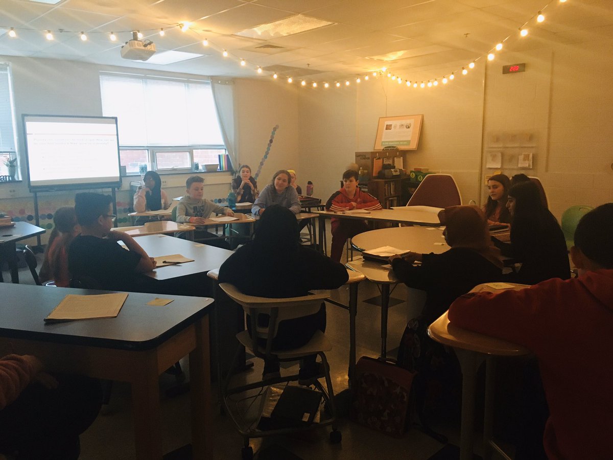 FitzIn6th's tweet image. So #MASDproud of students’ critical thinking and remarkable insights about societal issues in today’s Socratic Seminar!