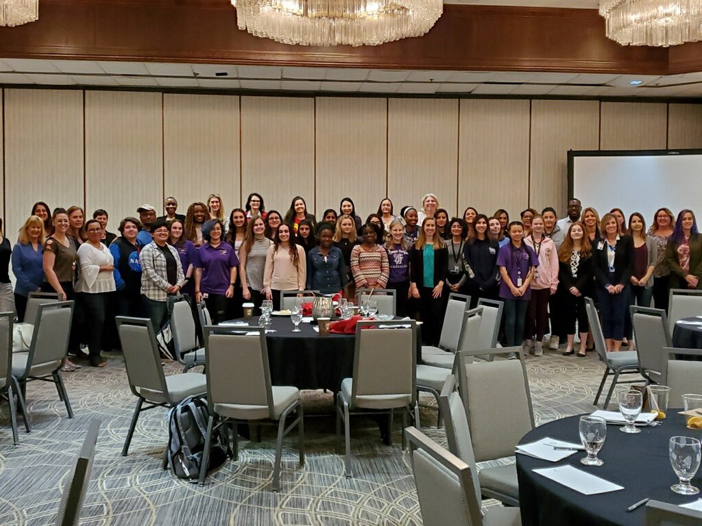 MrsClark__'s tweet photo. Leaving the “She is Tomorrow’s Technologist” conference inspired and empowered! Thank you @fabius_sarah for inviting us and to the incredible women of @LexisNexisRisk for sharing their insight and knowledge of how we play a pivotal role in the future of technology! #womenintech https://t.co/AlBbahDCEk