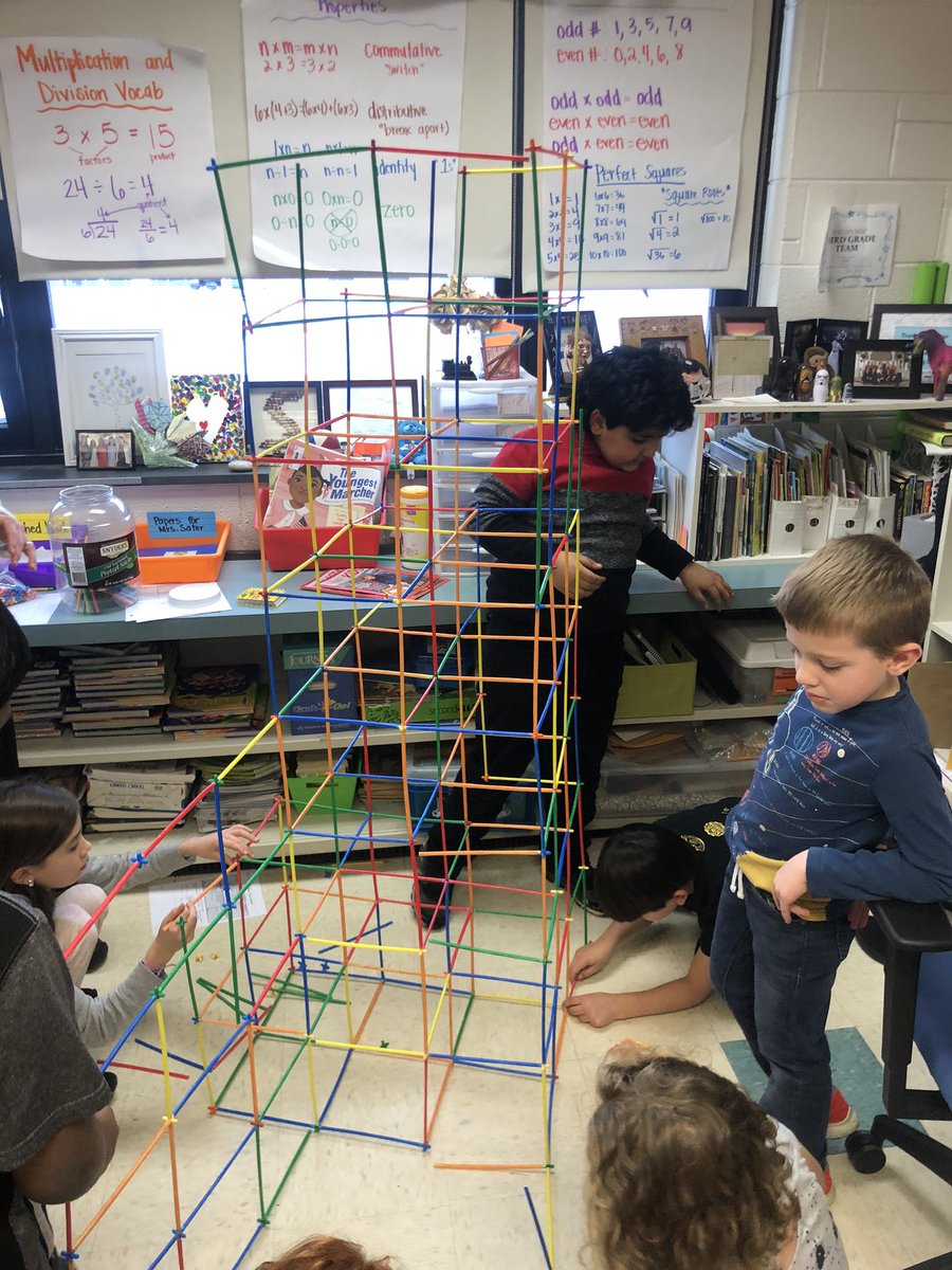 Dr_C_Goodman's tweet photo. Buddy classroom day with #dayofplay #selfdirectedplay @Skokie735 https://t.co/nQt82AS2QK