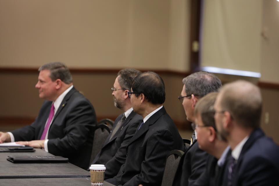 AndrewHolnessJM's tweet image. Of note was how natural disasters and the need for infrastructural improvements affect Jamaica’s budget. 

We also discussed investments, our internal and external revenue sources and the trajectory that should be taken to achieve growth and reduce our debt to GDP.