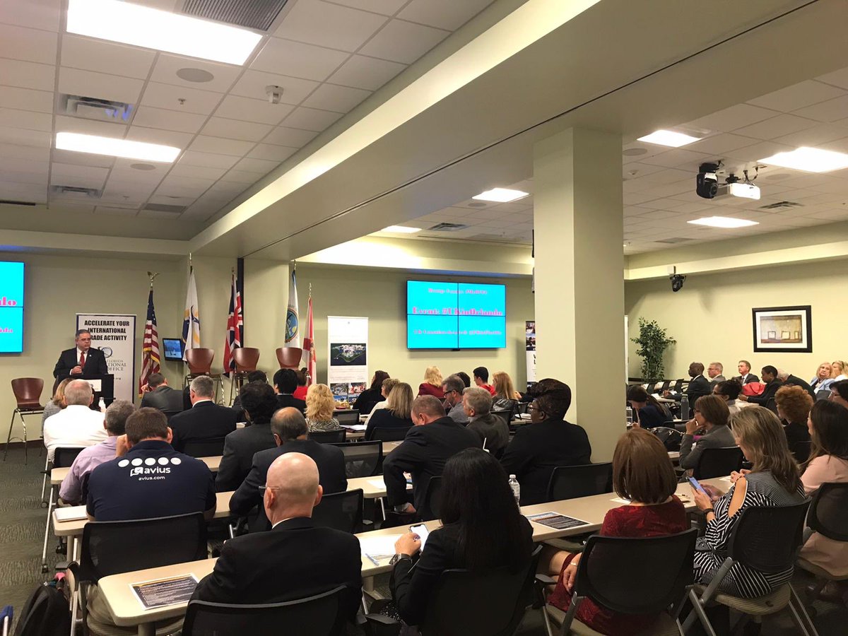 UKinFlorida's tweet photo. #UKinOrlando event taking place now at @NationalEC. 

Panelists @OCFLMayor @NicBrentUKCG and Adrian Jones @MerlinEntsNews discuss the 🇬🇧 influence on local #business, #tourism &amp; culture, and the future of our close ties. https://t.co/oqMnJyAVeW