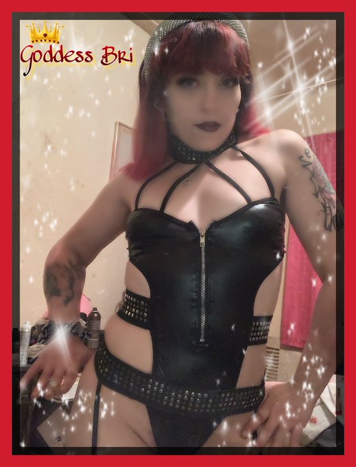 Im back for a bit. Catch me if ya can! #skype #snapchatpremium #sex #bdsm #femdom #findom #cbt #worship