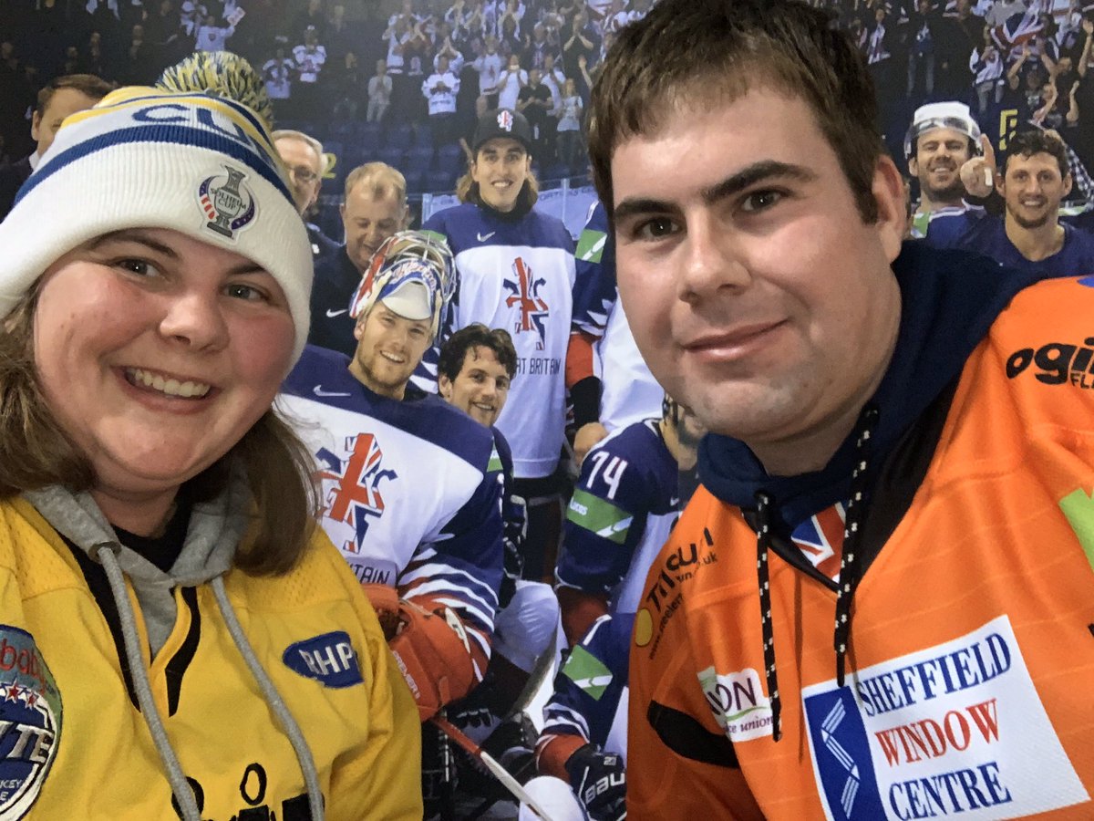 craigp_88's tweet photo. A team we can both support together! #hockeyfamily  #ProudToDrive #bleedorange #panthersnation @TeamGBicehockey @LucasEurope @steelershockey @PanthersIHC  @IceHockeyUK https://t.co/ddvdhmbXYa
