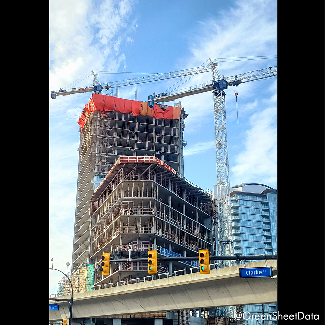 GreenSheetData's tweet photo. 567 Clarke & Como developed by #MarconHomes boasts a sky lounge & 364 units & #KevingtonBuildingCorp adds to the mix with a 14 storey, 108 unit, rental condominium bldg. @GBLArchitects #treppdesigninc #bcconstruction #constructionbc #greensheet #greensheetdata #localdata https://t.co/Ei8q1JtpNK