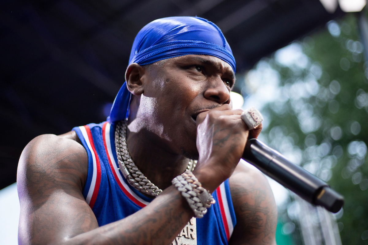 TheEarlyReg's tweet photo. DaBaby drops Super Bowl themed music video for "Shut Up" https://t.co/nKV2t1UYPl https://t.co/rDUxIxs3f2