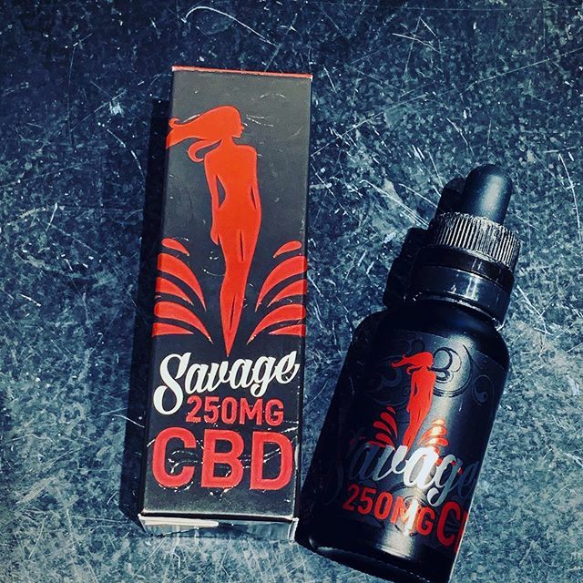 BoahNahkos's tweet photo. Trying out some frosted cookie raspberries!🤤 •
•
•
•
#savagecbd #coloradosprings #dragonslairvapor #cbdvape https://t.co/ijiJIpAqXf https://t.co/QAxQvHwJ6H