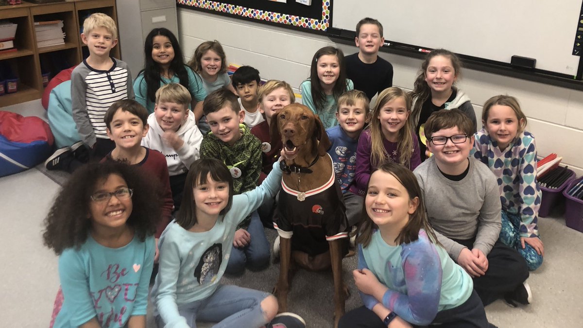 DrBobbyMoore's tweet photo. Today Bode the #Vizsla, Sharon and I visited over 400 students to get them excited about #literacy. We wore our @Browns @Saints  and @dallascowboys Jerseys to honor and support the #NFLHuddlefor100 @nfl @NFLHuddle #OneMoreSunday #nfl100contest https://t.co/rMsZbhGdZ7