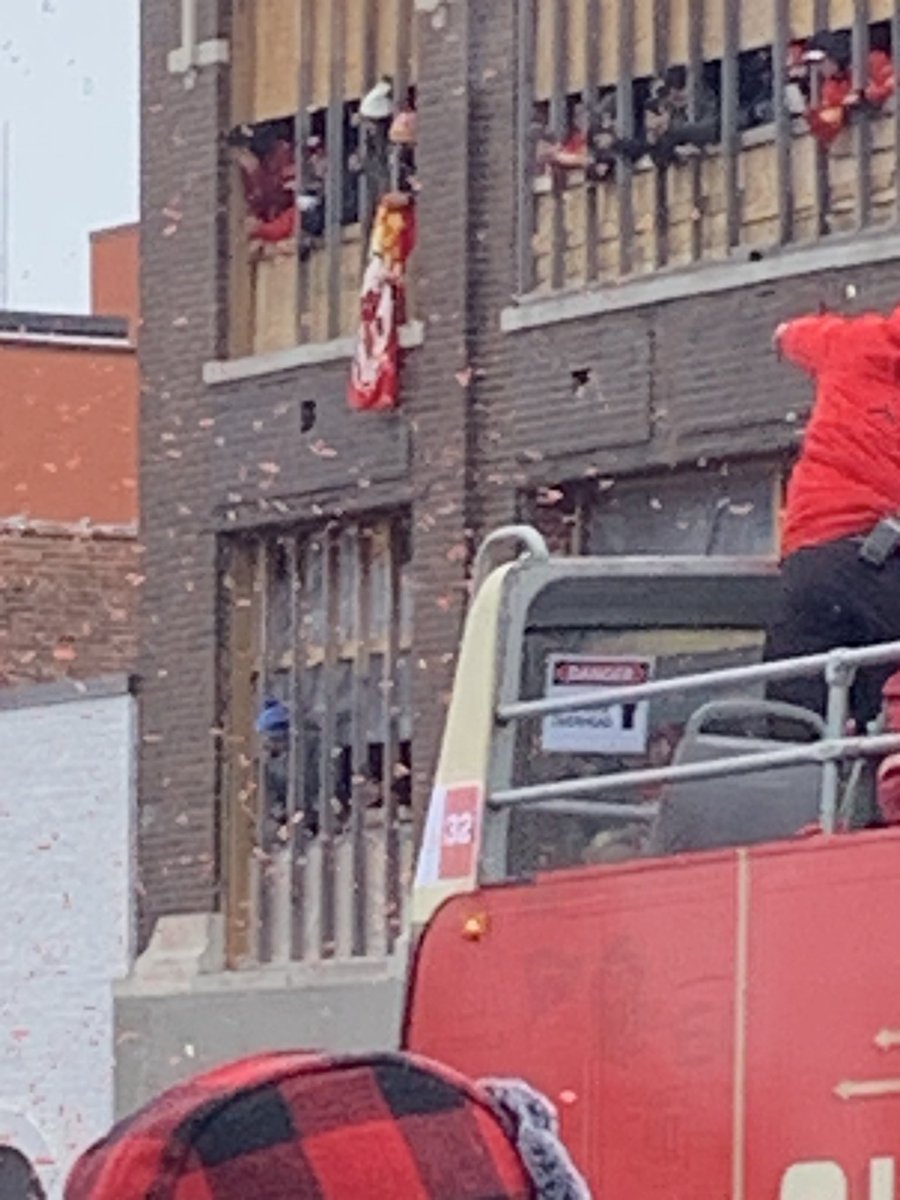 WaldronKC's tweet photo. Picture of some warning signage on the double decker buses from yesterdayβs parade. I appreciate @SportKC and @kathynelson_KC ensuring a safe parade. #kcstreetcar #safetygeek https://t.co/37XnXdV9S0
