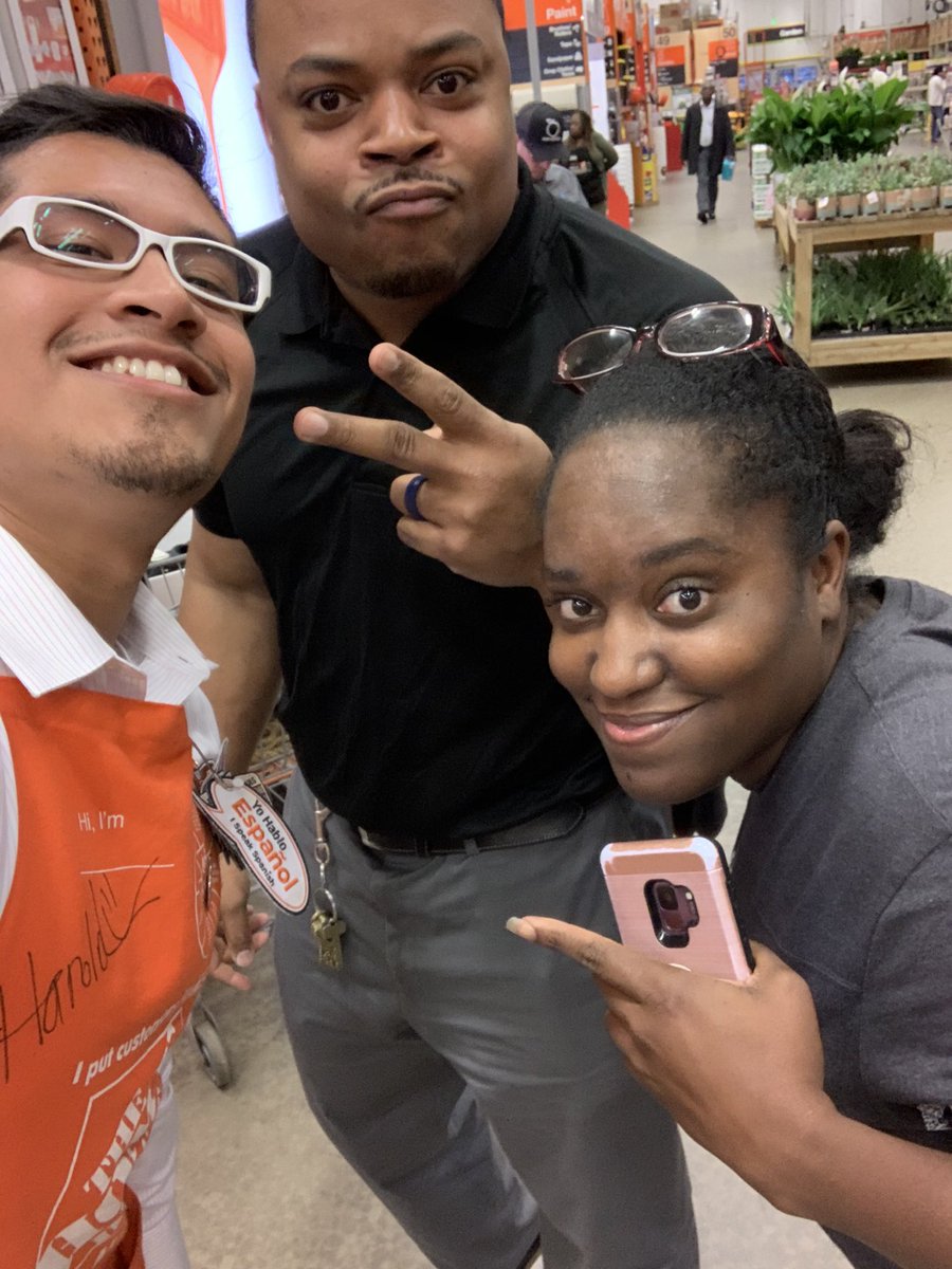 orangejourneyHD's tweet photo. Great to see you guys again! #HDtraining #investinginleadership #Orangeblood @THD0157 https://t.co/mhGICeMzJs