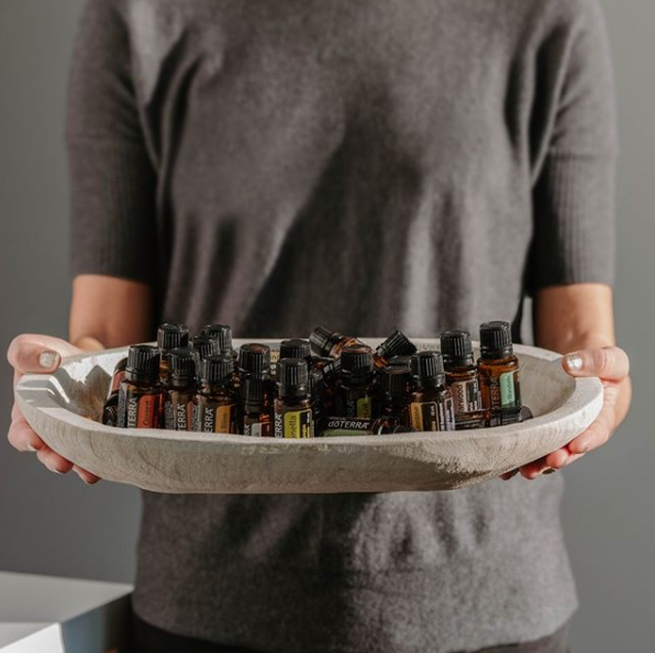 doterra's tweet photo. Where do you store your doTERRA essential oil collection? In the kitchen? In the closet? All over the place? 

Same https://t.co/UF8eiR14rM