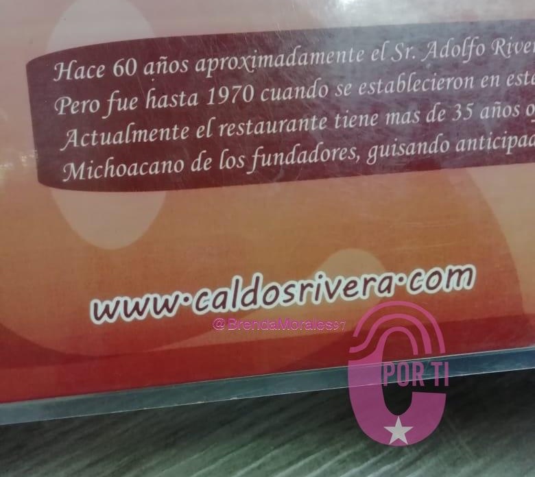 BrendaMorales97's tweet photo. @_CarlosRivera, estoy tan pero tan #PerdiendoLaCabeza que yo juraba y perjuraba que ahí decía tu nombre 🤪 https://t.co/Q0r4Su8Uri