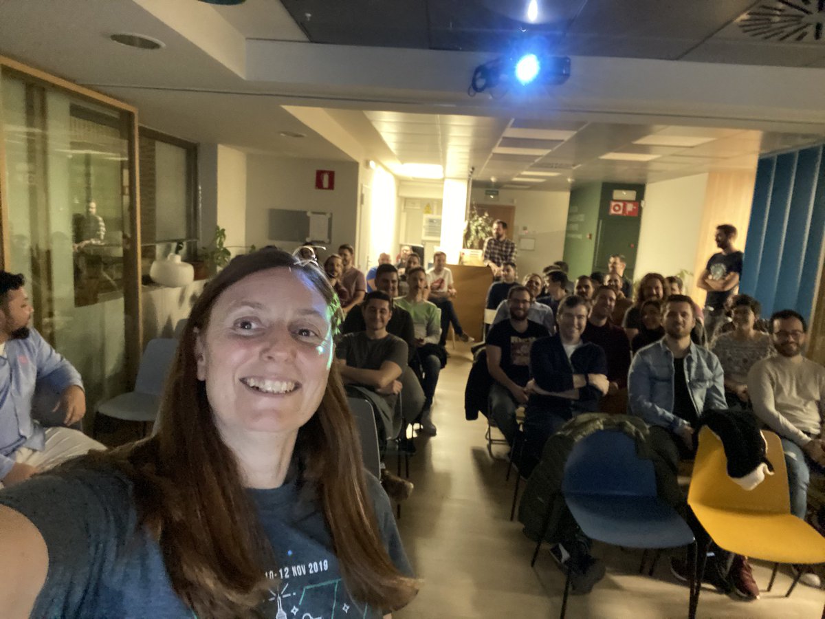 debs_obrien's tweet image. Had a great time speaking at the first @VuejsValencia meetup. What a great bunch of people and now they are all going to work tomorrow to convert all their legacy code to @nuxt_js. Mission accomplished 😃