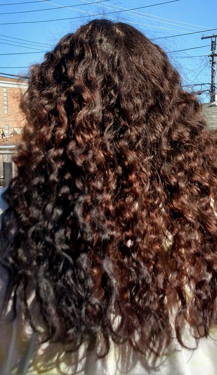 CarmiMl0v3's tweet image. my hair before #devacurl and my hair after using it for a year. im pissed.