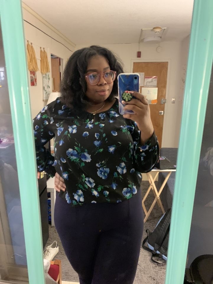 HCOneonta's tweet image. ✨MEET THE EBOARD:
Hey everybody my name is Kaysie and I’m a senior majoring in childhood education. I’ll being taking a new position as Her campus’s publicity and marketing director. I love her campus cause I see it positively effects my friends and brings us together💕