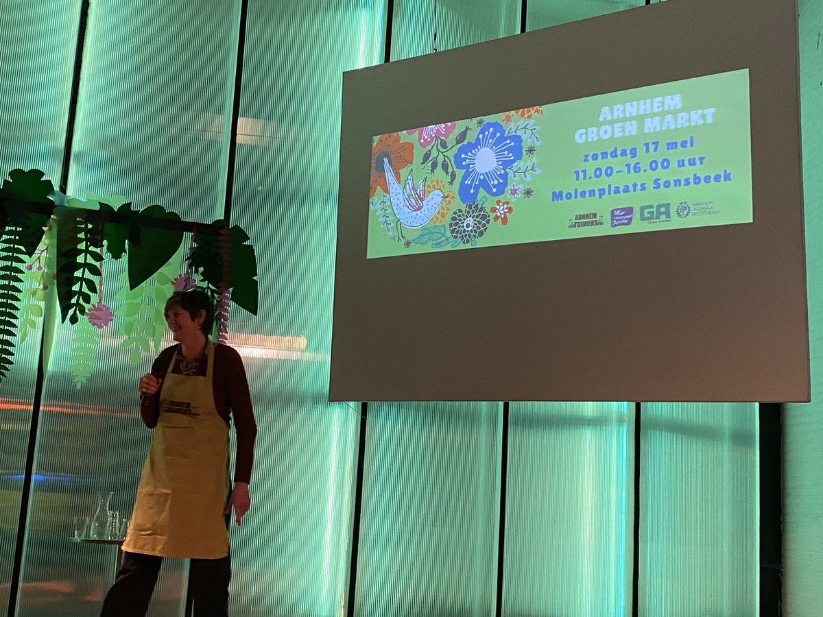 ArnhemsKlimaat's tweet photo. @tuinvandeburen roept iedereen op om zondag 17 mei langs te komen bij de #ArnhemGroenMarkt @Molenplaats met alles voor een #groene #tuin. #AKBklimastcafé @arnhemtuiniert @GroenArnhem #natuurcentrumArnhem @ArnhemsKlimaat #SamenMakenWeArnhemKlimaatbestendig https://t.co/f7afrdKBxC