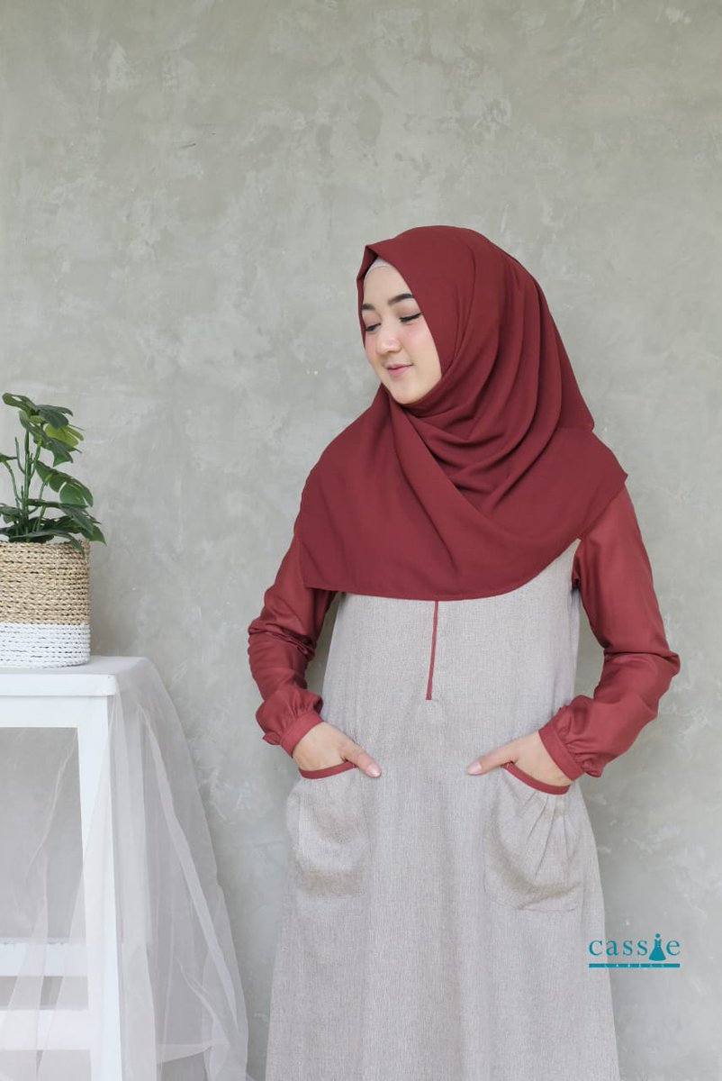 albumKenangan90's tweet photo. Bismillah! Assalamu'alaikum...
Alhamdulillah daily casual outfit yang super simple dan ademmmm banget ini kembali kami produksi kembali 😍
https://t.co/wyCbchEZdl
#zivadress #cassieLabels #simpleoutfit #dailyoutfit #madinahcotton #toyobo #LooseDress #CasualDress https://t.co/CeMBs7RIPR