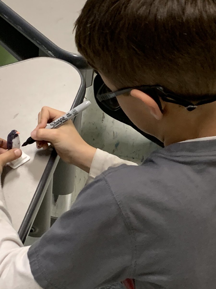 1st graders are loving adding detail to their 3D prints for their endangered animal dioramas! <a href="/HrznWarriors/">Horizon Elementary</a> <a href="/makerbot/">MakerBot</a> <a href="/Makerspaces_com/">Makerspaces.com</a> #ssdpride #warriorsrise <a href="/kim_roske/">kim roske</a>