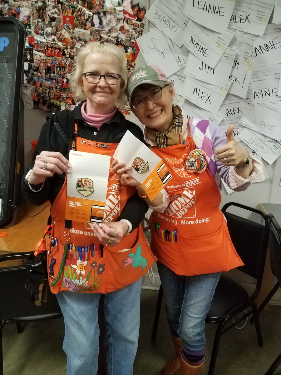 Shouting out Marc for going bronze and Janet and Audrey, the self-proclaimed "Golden Girls" for both going gold! #miamisburgmilestonemafia
@GardnerD187 <a href="/kelly_broyles/">Kelly Broyles</a> @spohn3857 <a href="/athornton0412/">Anthony Thornton</a> <a href="/HD3857/">Anastasia froehle</a>