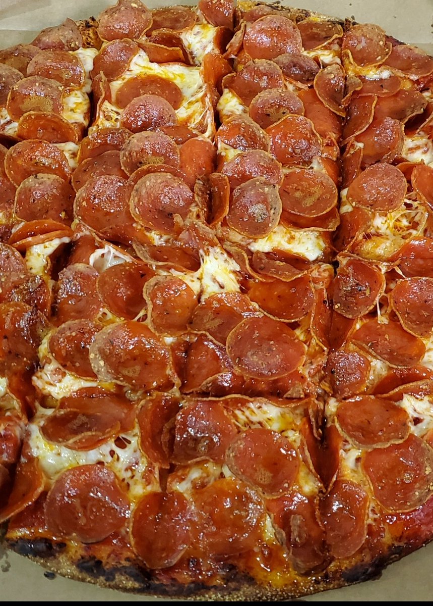 Looks like a good night for one of these #doublepepperoni