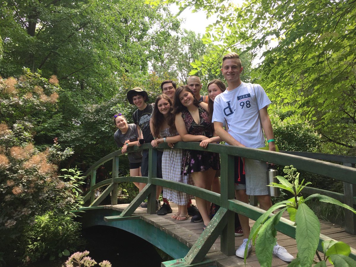 mitzvahcorps's tweet photo. Throwing it back to when UMC explored Grounds for Sculpture last Summer. Tag someone who should attend Mitzvah Corps this year! #ThrowbackThursday #umcnj https://t.co/QeQDsscIJ7