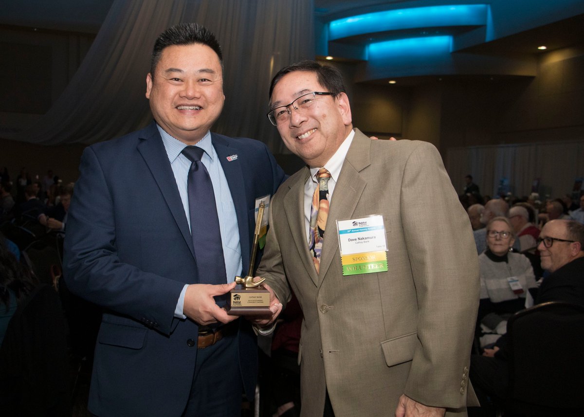 sachabitat's tweet photo. We are proud to honor Cathay Bank at our #Hammyawards for helping us buy our first ever box truck which we use every day and for supporting the #BuildforUnity project! Your contributions make all the difference for our mission! https://t.co/LY54R7i2vy