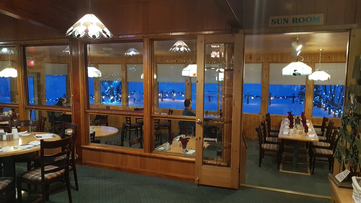 It's a beautiful snowy evening at Spectacle Lake Lodge. Thinking about dinner...how about joining us....our special tonight is Garlic Sautéed Mushroom &amp; Broccoli Linguine Alfredo with Bacon Wrapped Prawns. For reservations call 1-800-567-4044 or 613-756-2324.