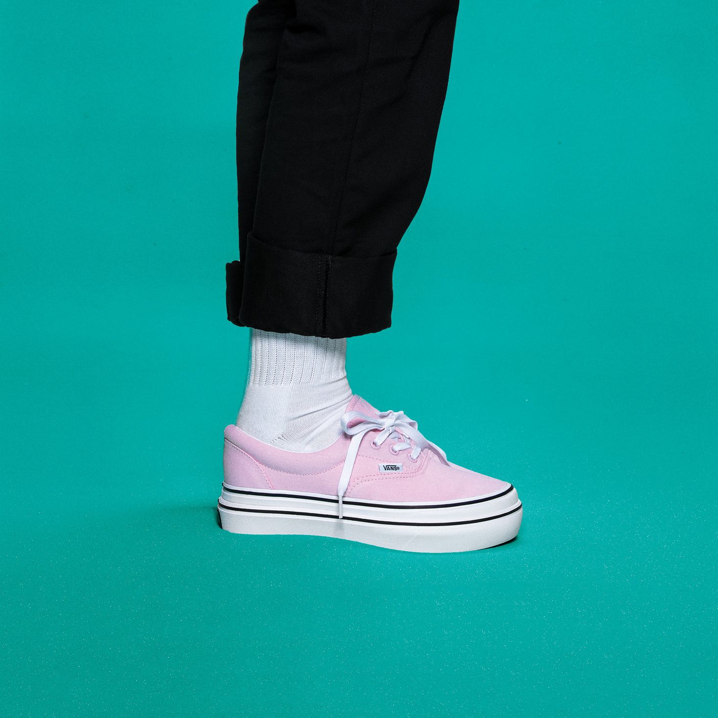 Vans on Twitter: "Have twice the fun with the Super ComfyCush Era,  featuring a double outsole for a super comfy platform. Shop or find a store  near you at https://t.co/oAIkFfumwU https://t.co/LQTwEMHndR" /