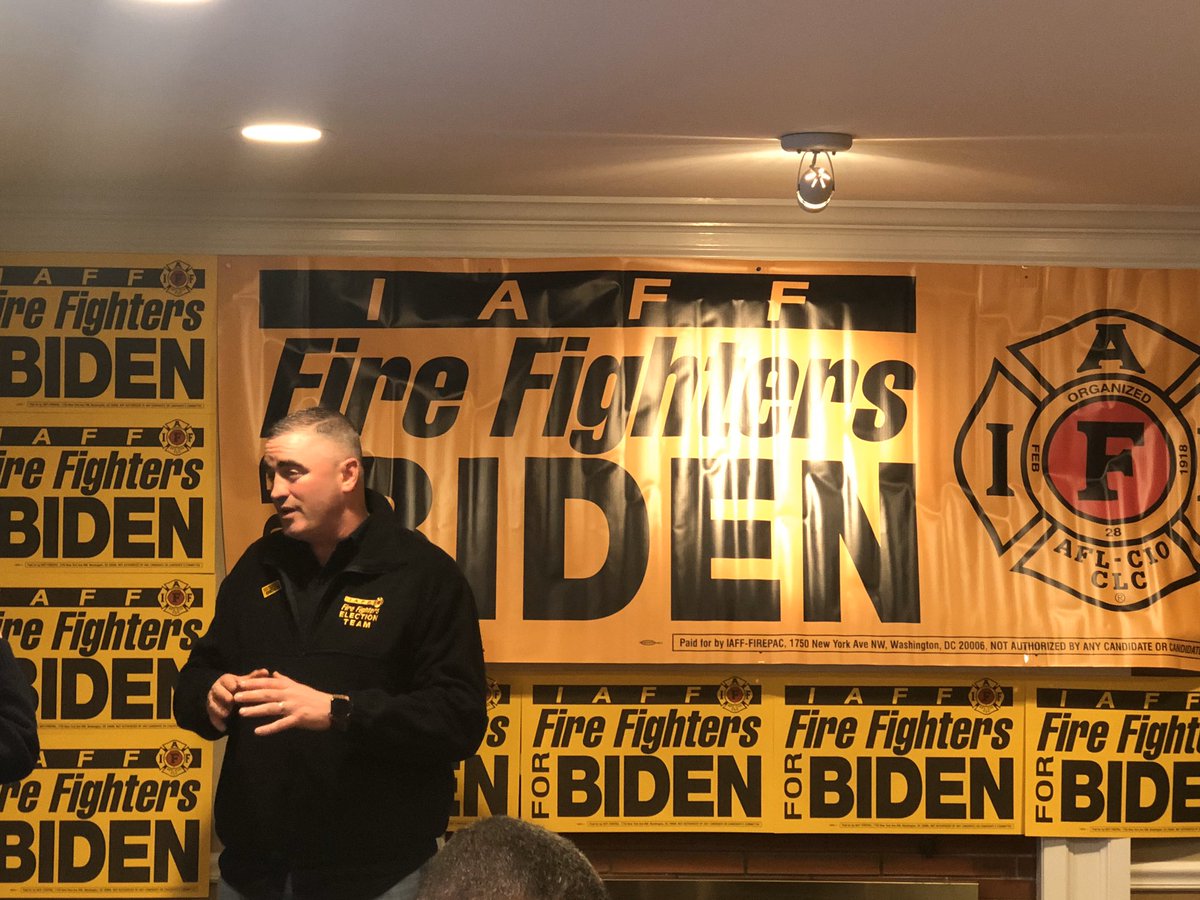 janieblume's tweet photo. #RT @IAFFNewsDesk: RT @PFFNH: @IAFFGST speaks with reporters and @Pffnh members at the @Iaff856 Local hall to talk about @JoeBiden and the work before Tuesday’s primary. #nhpolitics @IAFFNewsDesk https://t.co/SMRKJWvcyk