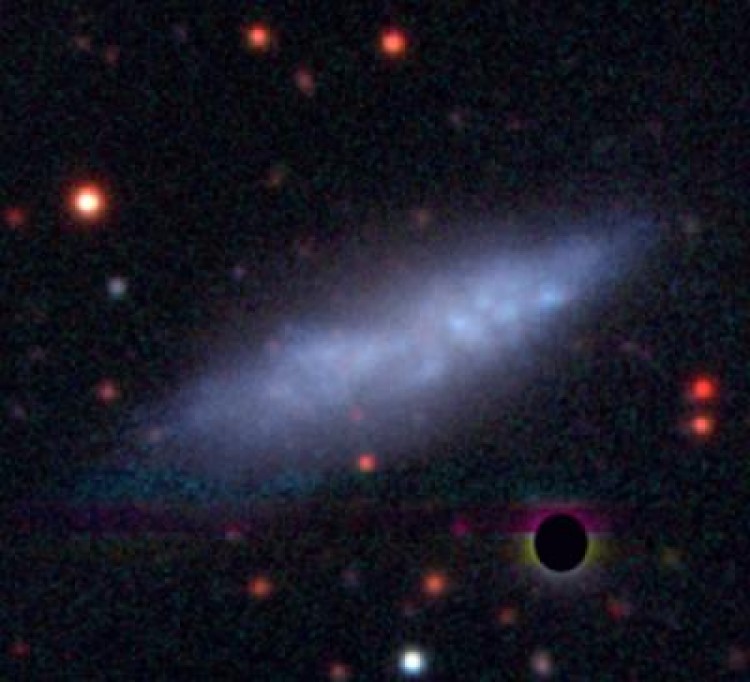 AstroEsfm's tweet photo. #GalacticFriday
Some of the low-metallicity galaxies has a lot of gas compared to stars. Then, maybe they have not formed all the stars they could and, therefore their low metal content. So, the next question is: why they did not formed so many stars? https://t.co/mJyIP4D9fW