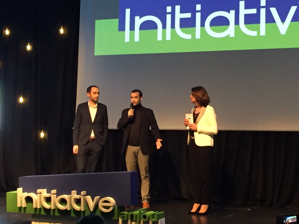 a49cho's tweet photo. Élus & collaborateurs @cci49 depuis 30 ans engagés au côté d’#InitiativeAnjou pour accompagner l’#entrepreneuriat #création #reprise - témoignages de #PetitsPrés #LoireImpression et #A2Mi https://t.co/a8XEnDIyDO réseau @ccifrance partenaire @InitiativeFR https://t.co/9eKOmilTqh