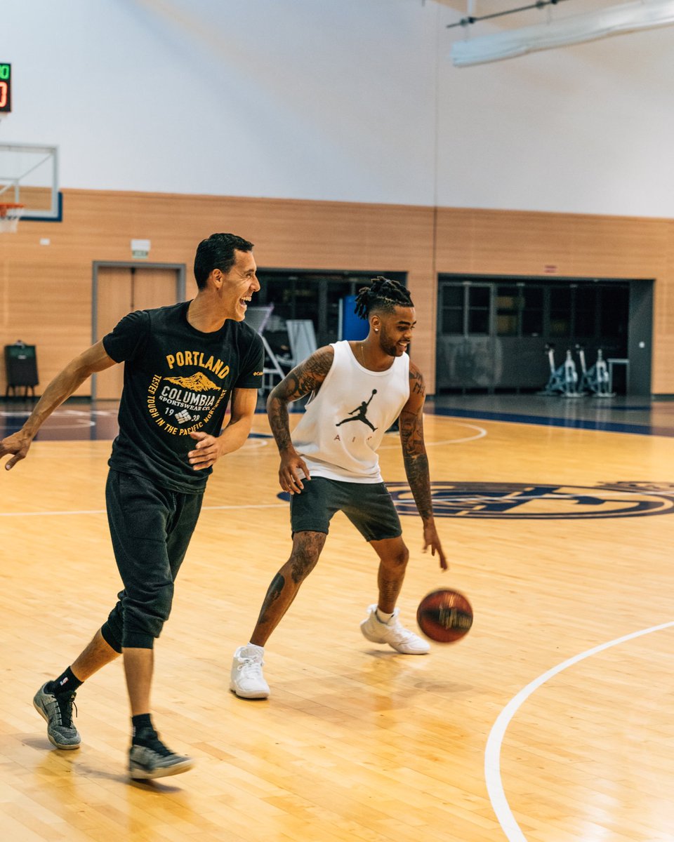 ElDloanding tweet media