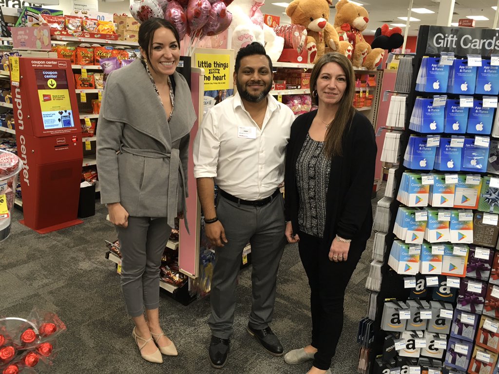 ericka_kerr's tweet photo. Onto Sandwich Ma. Met some great folks in the store Alex PM with her team Jayne, Jackie, Carolyn&amp; Kelly, SM Sarah, with Jojo, Deb SMIT Larry and #2 Sandwich store, SM Lori and Vinny , see you soon #bereadyforsummer #beachfun https://t.co/Yla9xdCyiO