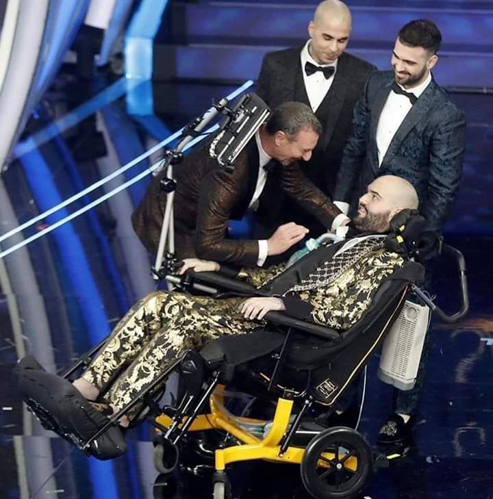 LiFE_Novara's tweet photo. Noi stiamo con Paolo e la bellezza della vita
https://t.co/AhB61WfF6A
#vita
#valore
#IoStoConPaolo 
#Sanremo2020 
#LiFE https://t.co/AOTOpGG0Pz
