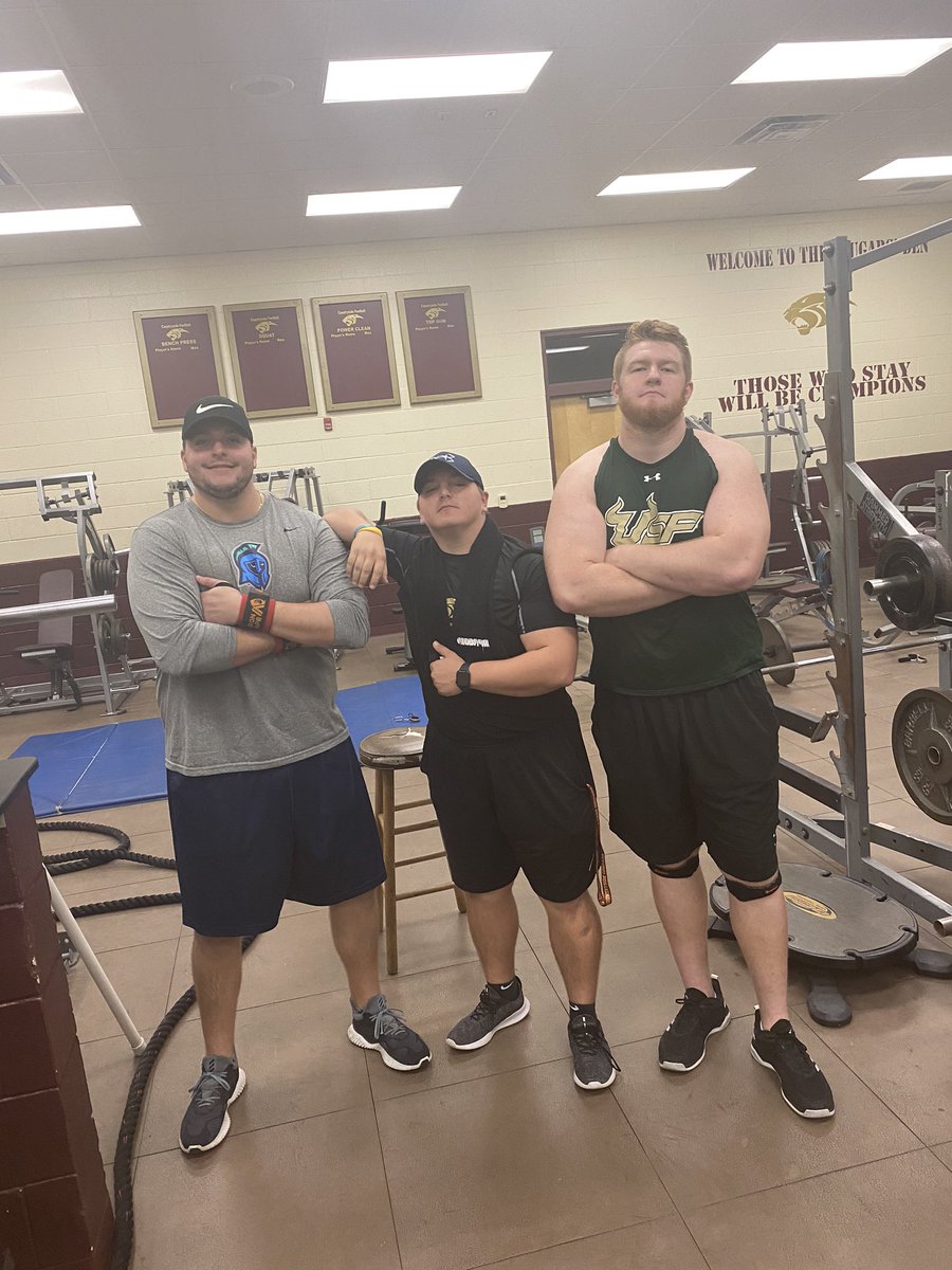Coach_Ronacher's tweet photo. Always great having my boys back!
Thanks @billyatterbury (@USFFootball) & @RileyMetheney (@UWFFootball) for spending time getting YOKEDD and being a great inspiration to our Cougar athletes! #CsideStrength⛓ #family #inspire
@csidefootball https://t.co/eMd5JQryph